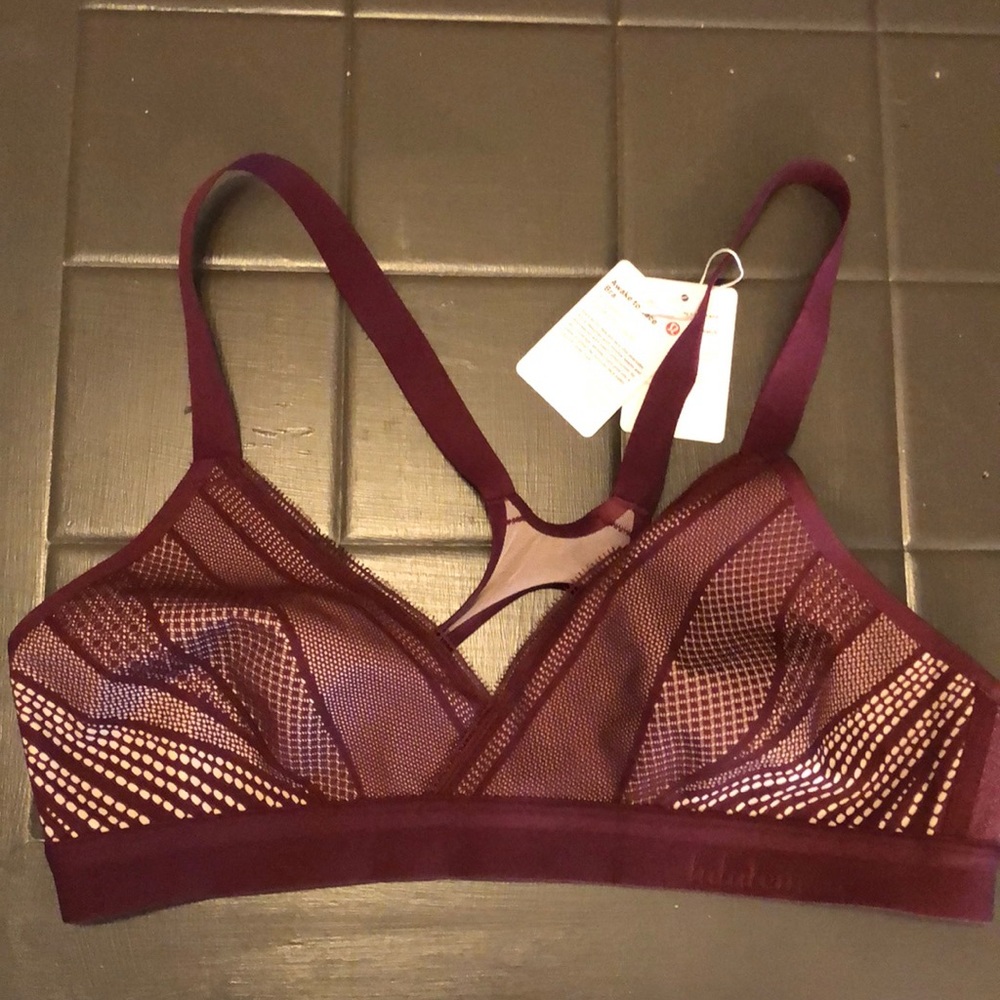 Lululemon Awake to Lace Bra A34 New with tags.